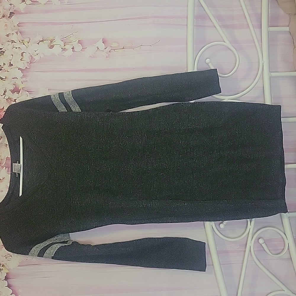 Almost Famous size Medium sweater dress